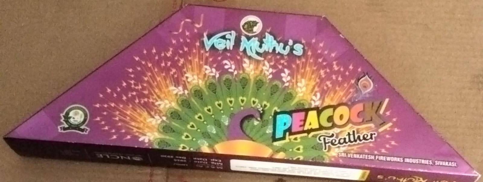 inba Crackers Magical Peacock  3 sided feathers